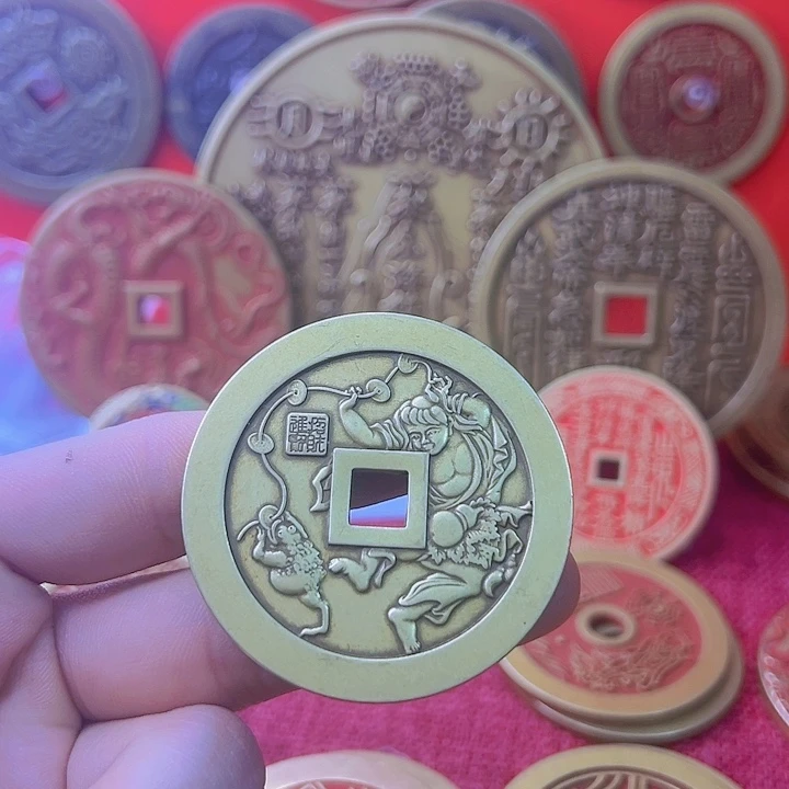 精品高货花钱护您万周全（现代工艺品