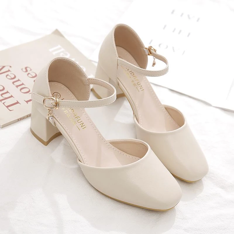 夏季一字扣方头包头凉鞋女夏配裙子粗跟中跟高跟仙女单鞋2025新款