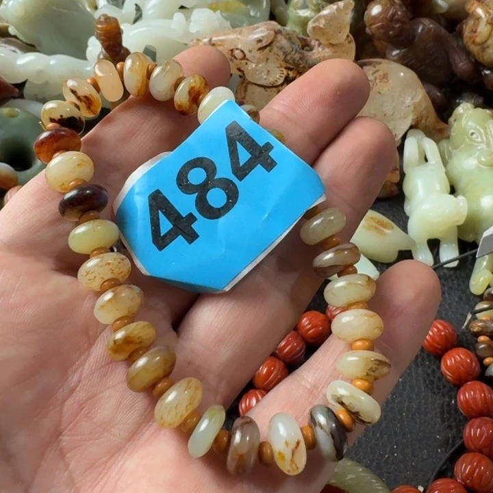 和田玉未镶嵌颈饰飞***园