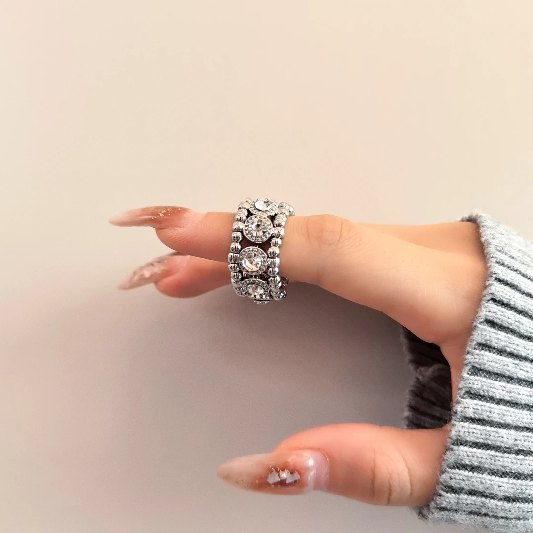 合金仿水晶戒指 满镶锆弹力绳戒指（非质量问题，no退no换介意慎拍）