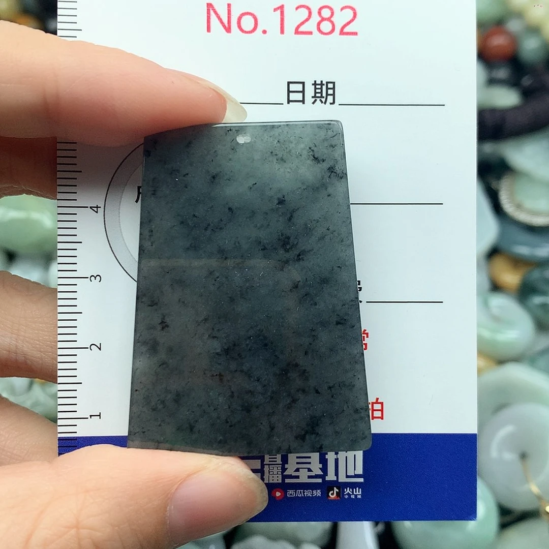 翡翠挂件未镶嵌1282….
