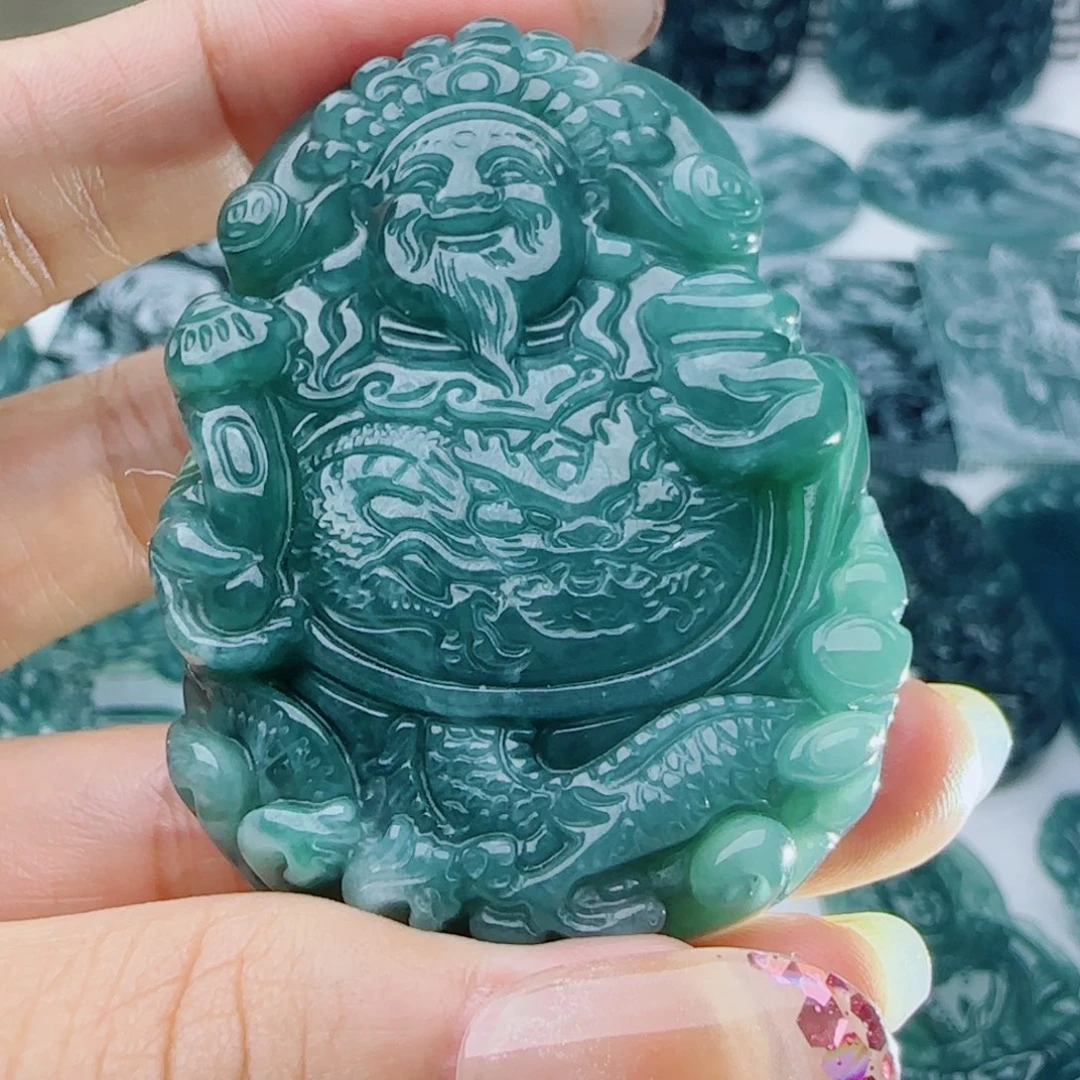 颈饰未镶嵌翡翠多样性发货天然的A货翡翠