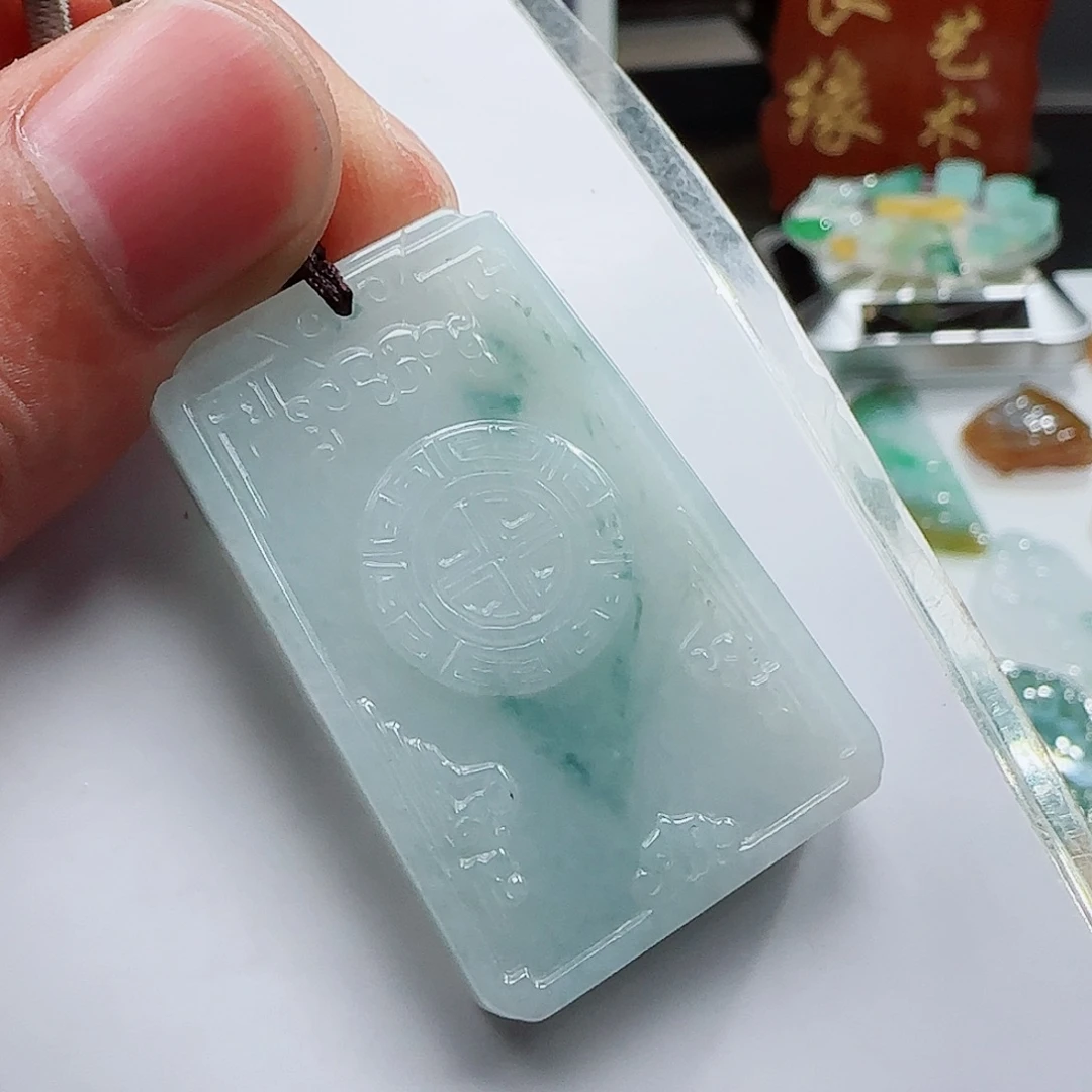 定制翡翠未镶嵌翡翠
