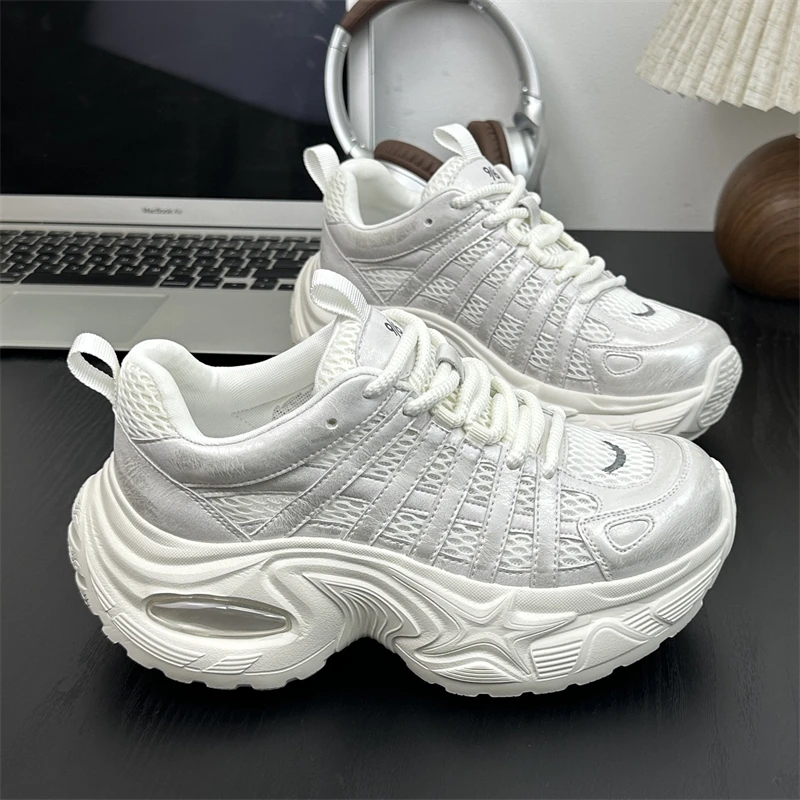 真皮小个子厚底松糕轻便老爹鞋女2025新款薄款网面透气百搭休闲鞋