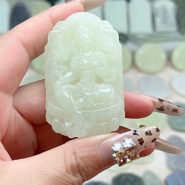 和田玉未镶嵌颈饰