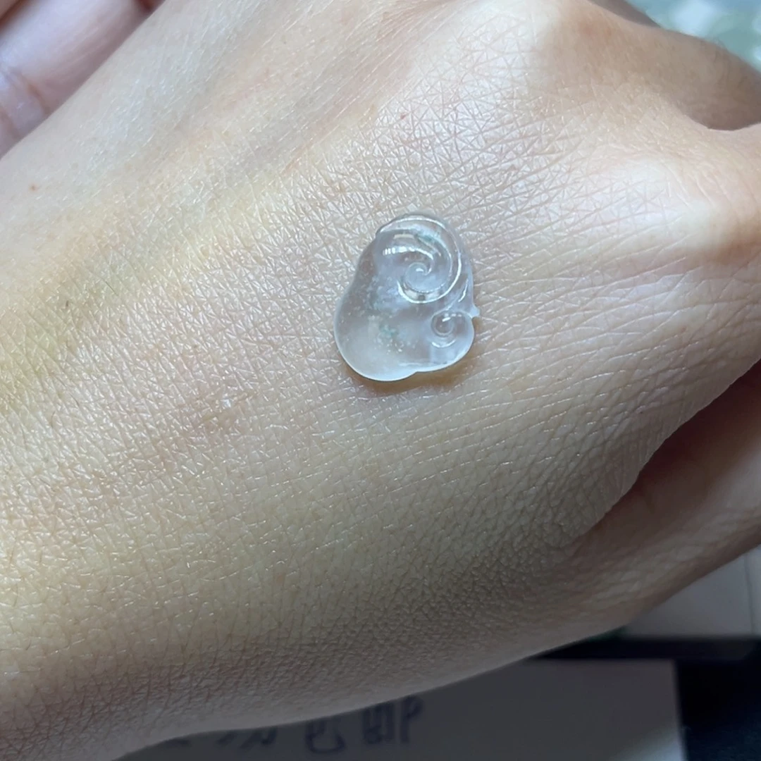 翡翠裸石缅甸翡翠