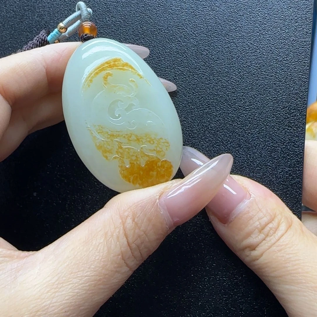 和田玉未镶嵌挂件