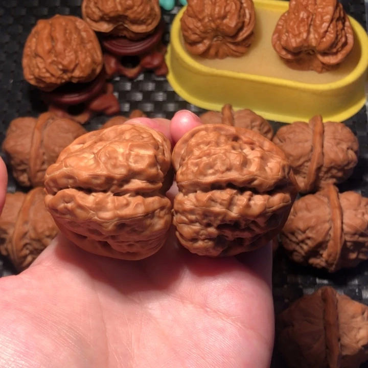 涞***贵文玩核桃把件蛙王