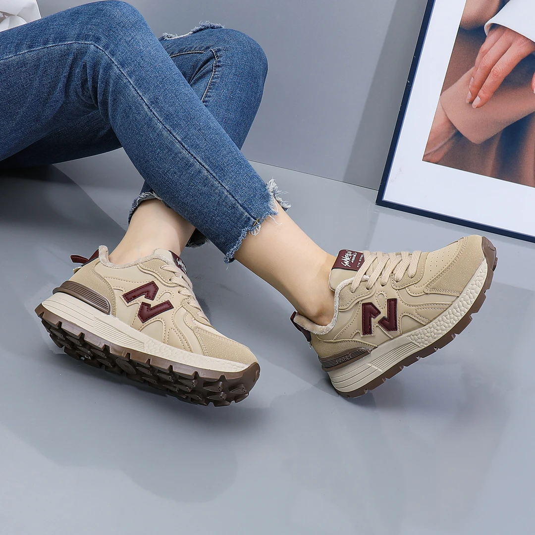 现货现发，加绒不加绒都有，全新正品！精品女鞋！