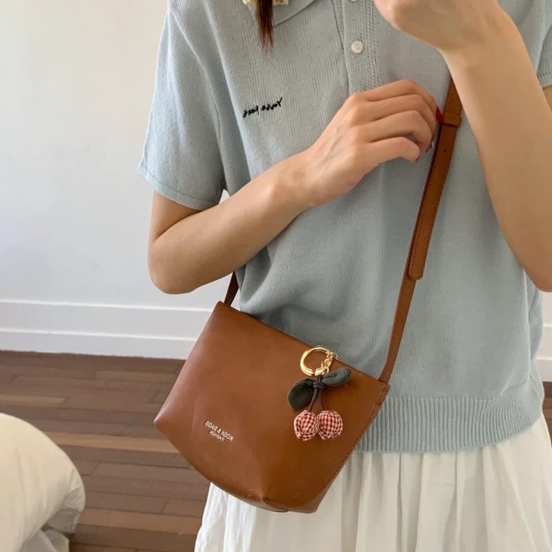 【XH039】2025夏季新款时尚百搭手机包小众高级感单肩斜挎小方包