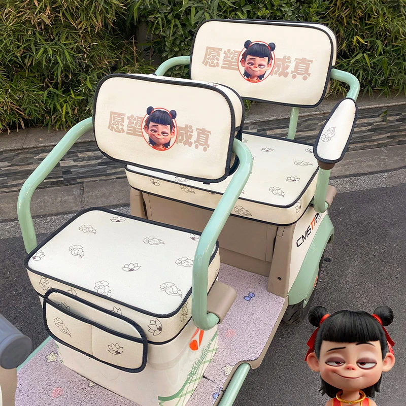 限量款萌趣哪吒三轮车爱玛雅迪金彭坐垫套四季通用座套定制