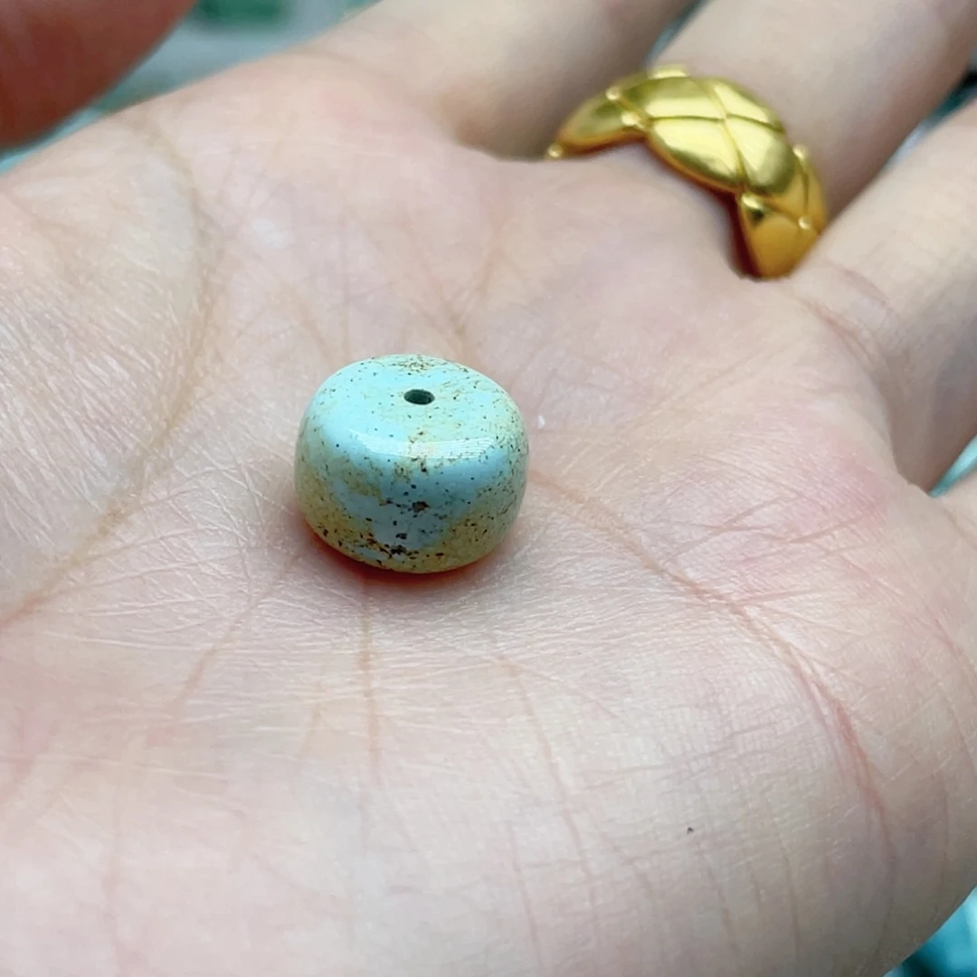 南红玛瑙未镶嵌珠宝奇石