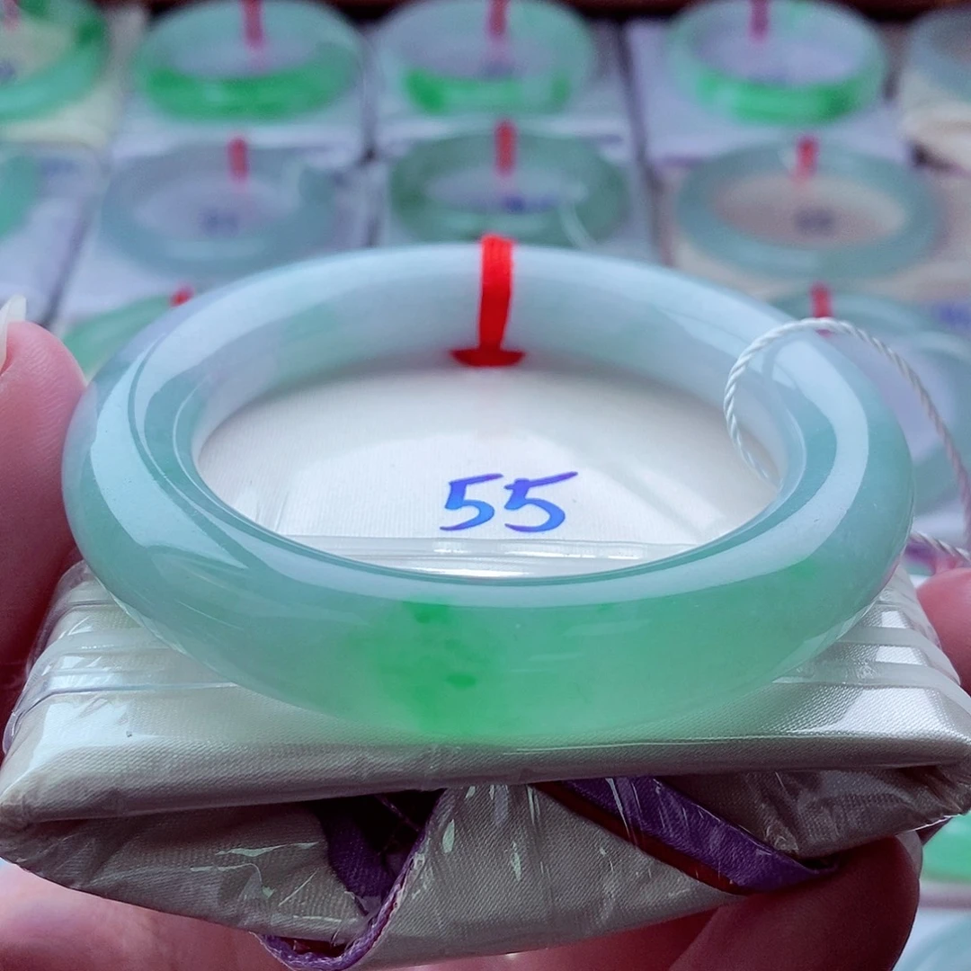 翡翠未镶嵌手镯（圆镯）378双12阳绿半山水大胖圆冰润细腻起胶