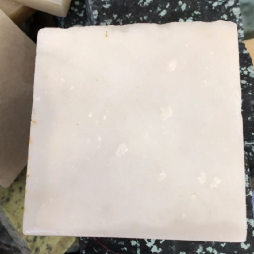 【闪购商品】未镶嵌手镯石英岩玉佘白