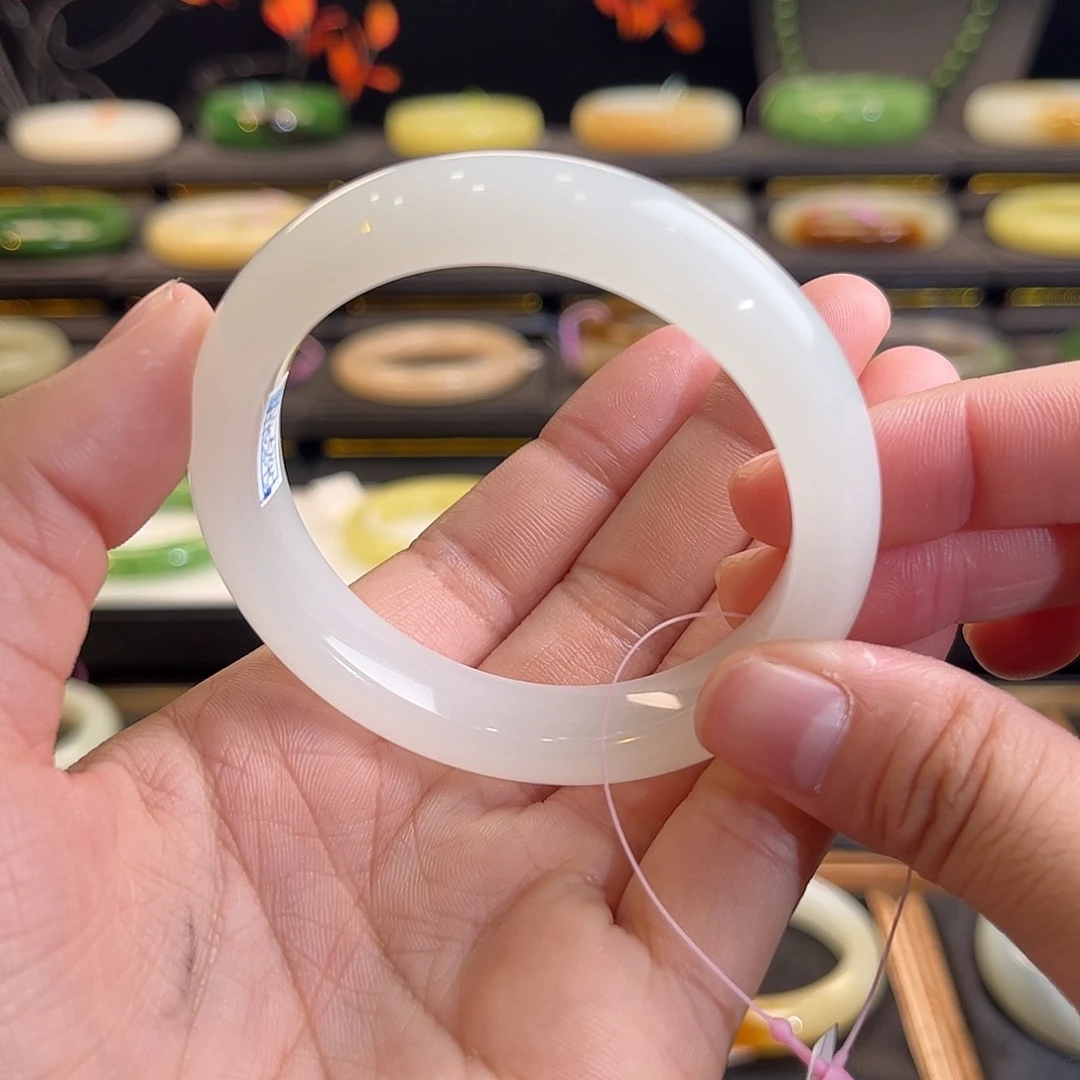 和田玉未镶嵌手镯高冰白玉