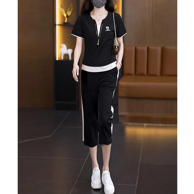 时尚休闲运动套装女2025夏季新款假两件短袖T恤七分裤减龄两件套