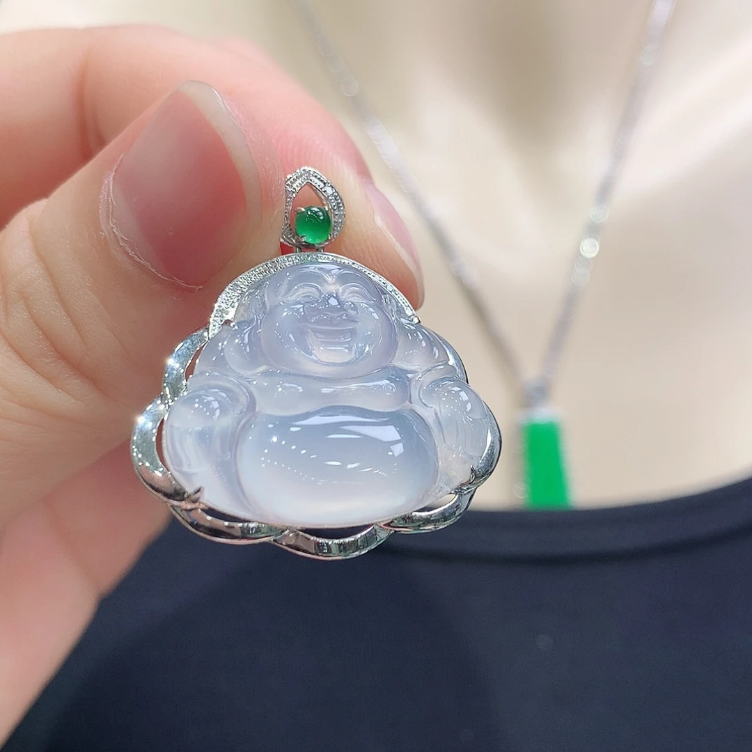 颈饰18K金镶嵌翡翠佛公