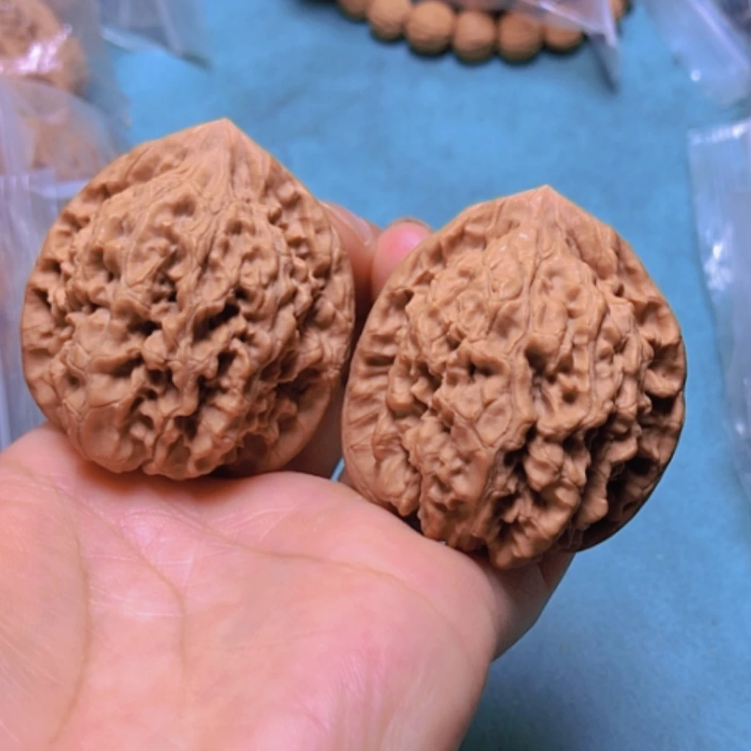 【闪购商品】核桃摆件43官帽修尖