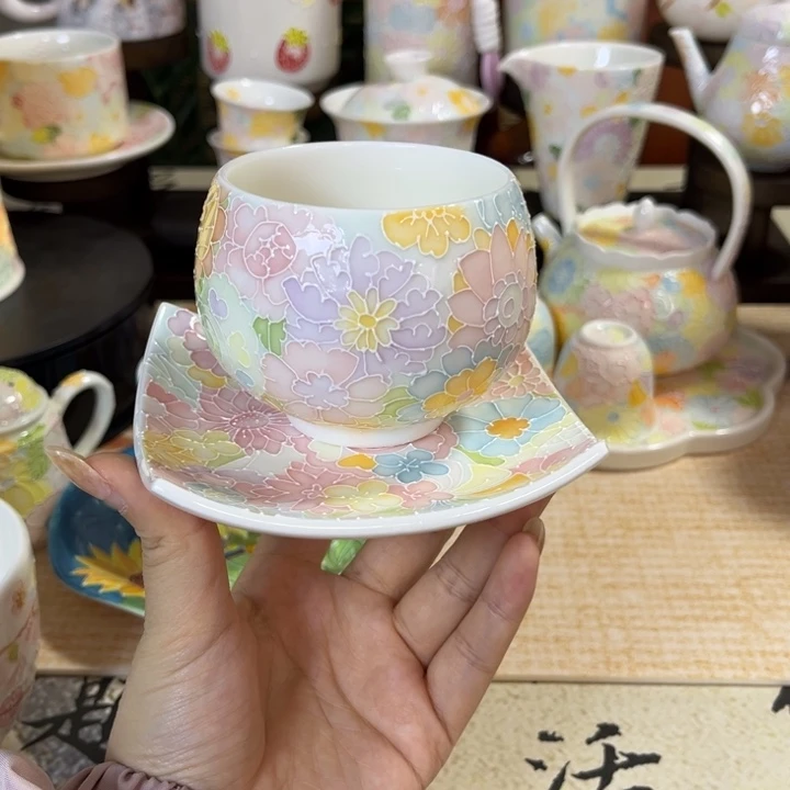 手柄款陶瓷蛋杯一套