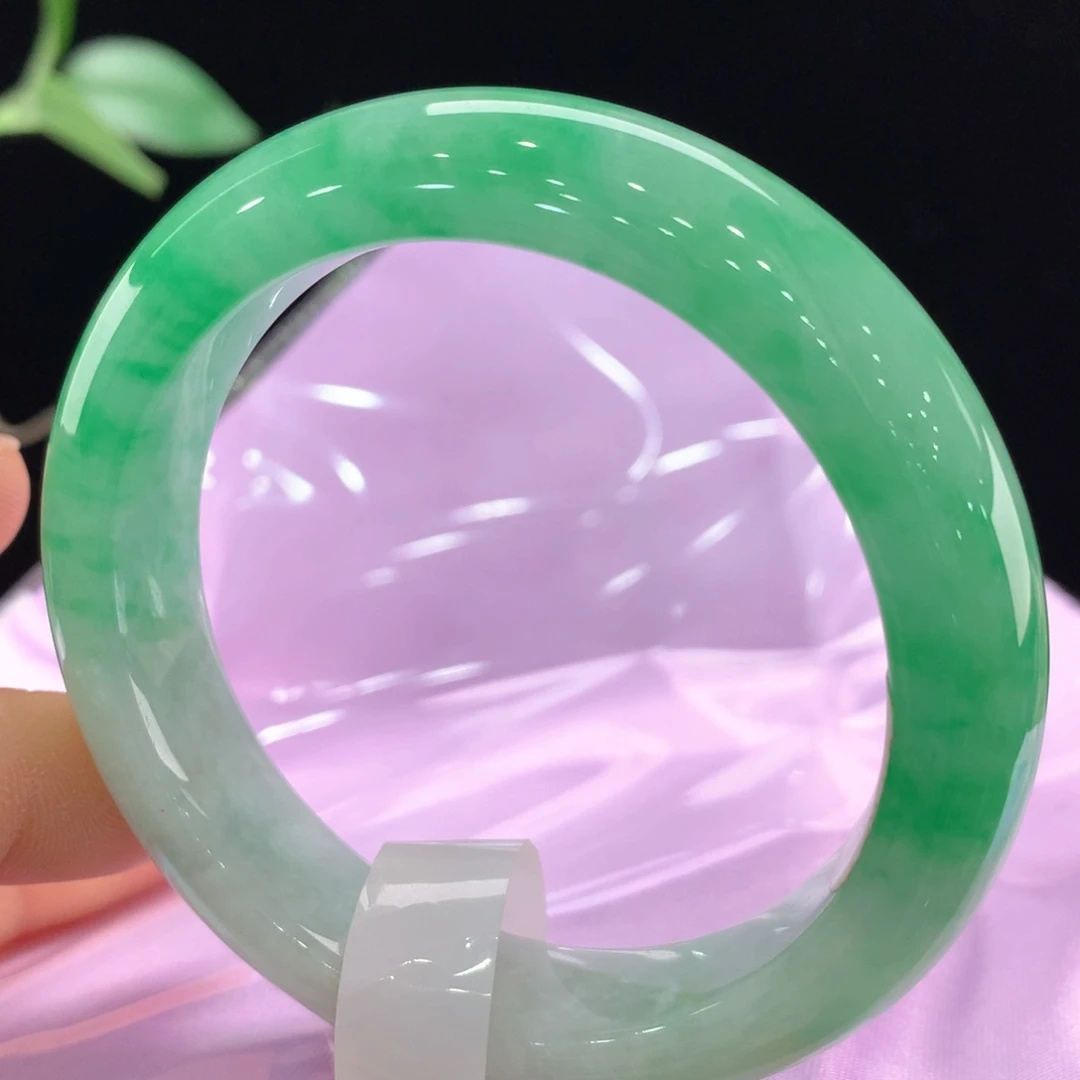 翡翠手镯未镶嵌111-0366