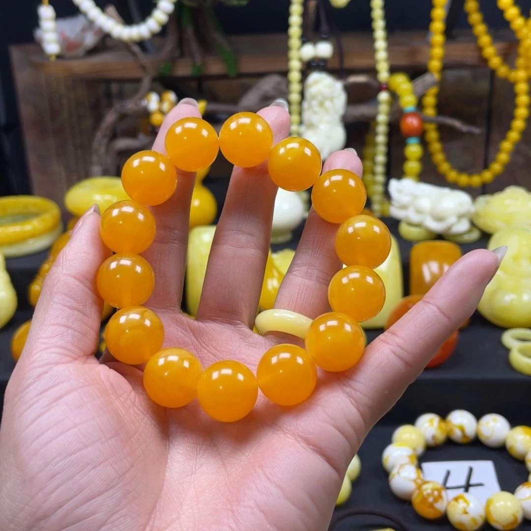 斗***主鸡油黄款卡16手串一条