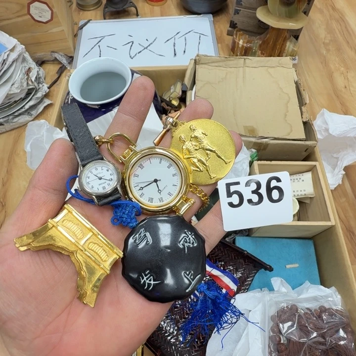 瓷片工艺品摆件瓷器摆件正能量