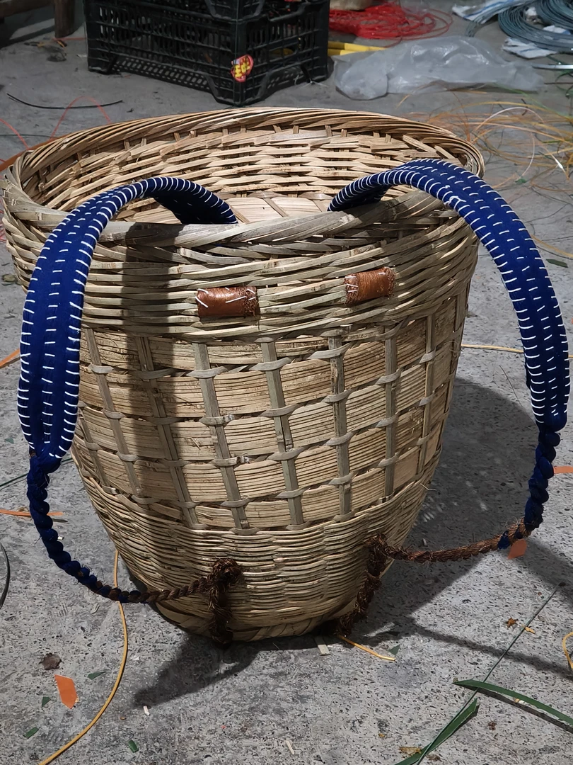 贵竹子手工编织可悲一两百斤。