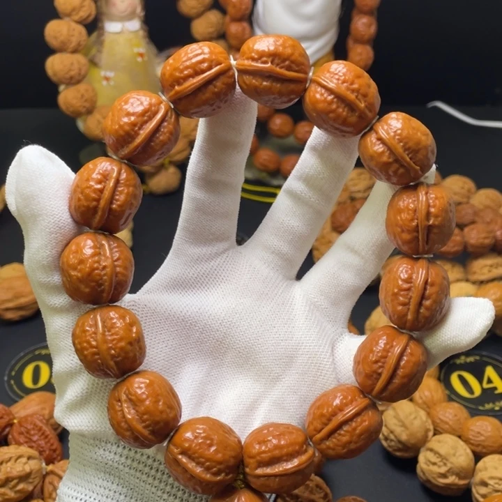 月***´手串文玩核桃光头