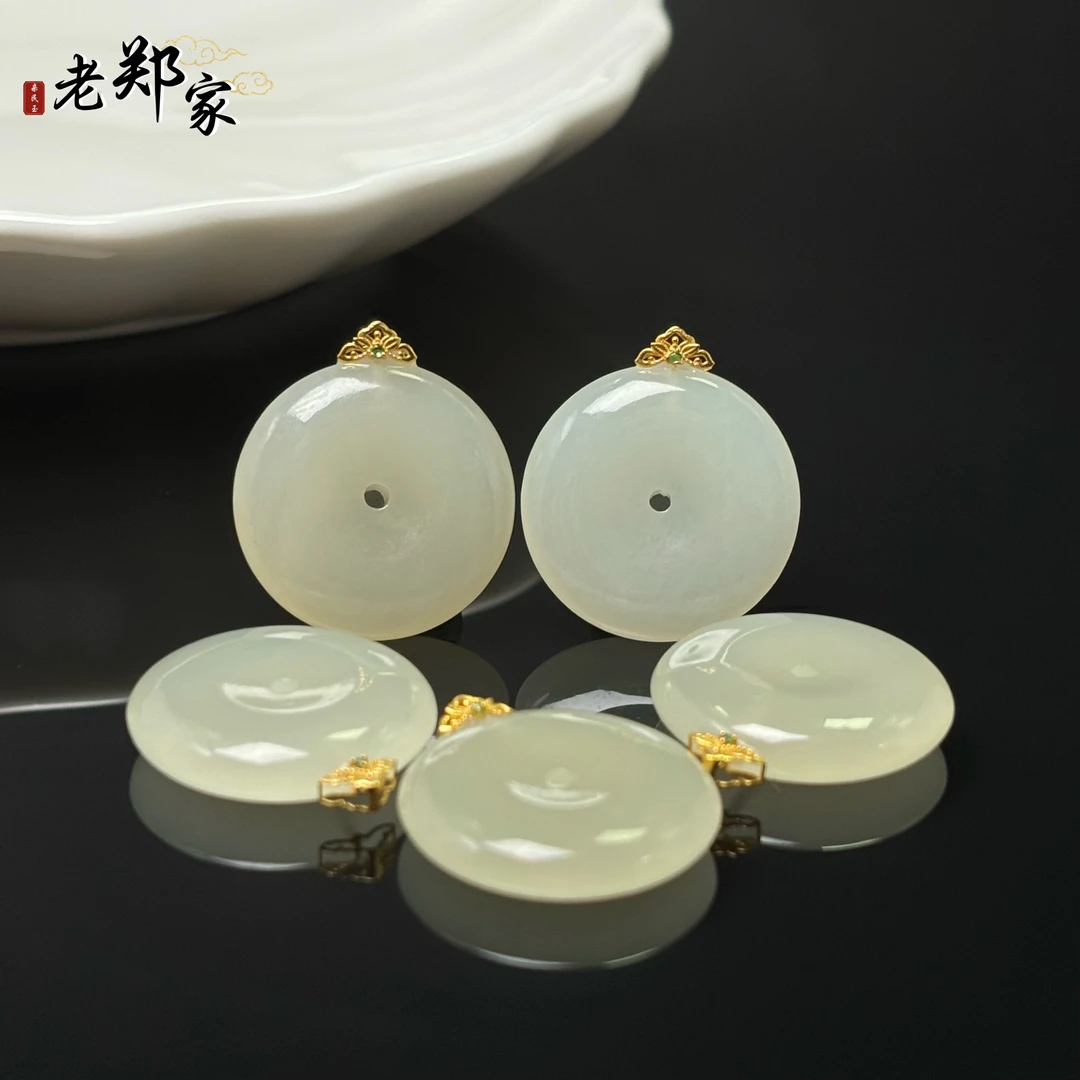 【老郑家】18K金和田玉平安扣吊坠 3102 多样性发一件约21*5mm