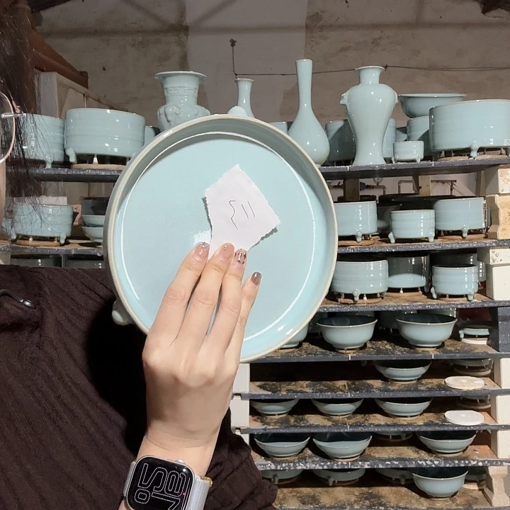 编号113天青釉大号三足洗不退不换