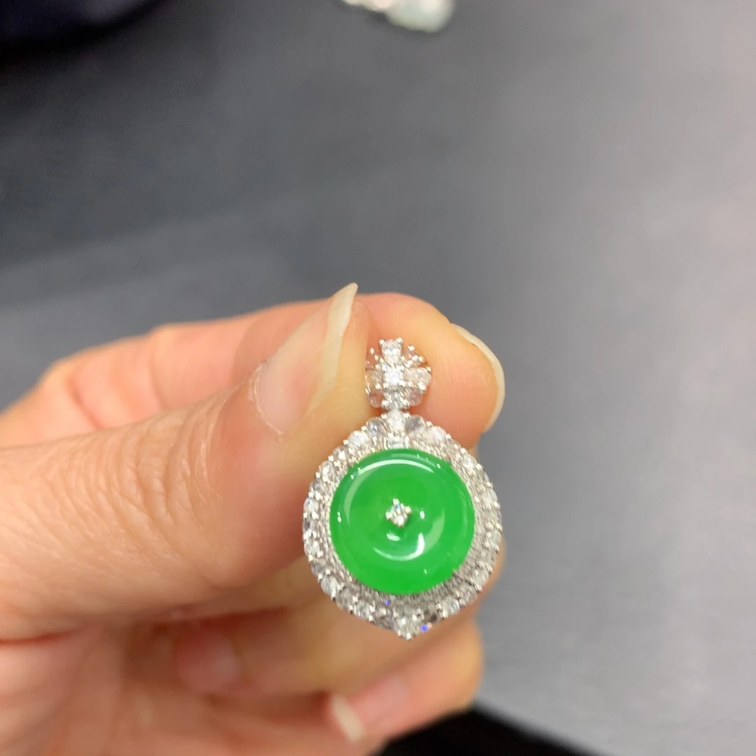 翡翠18K金镶嵌吊坠(不含链)