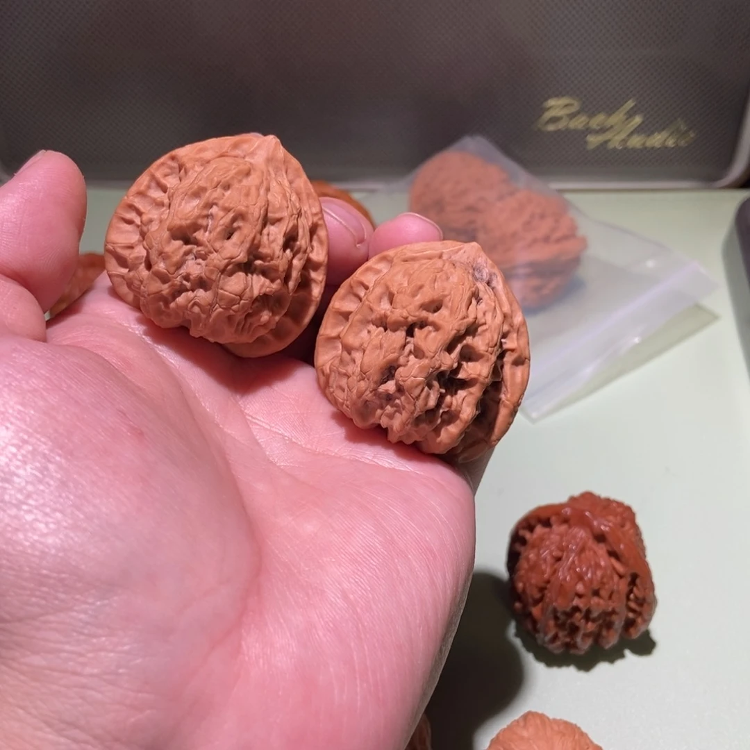 文玩核桃吊坠全品39梨木台