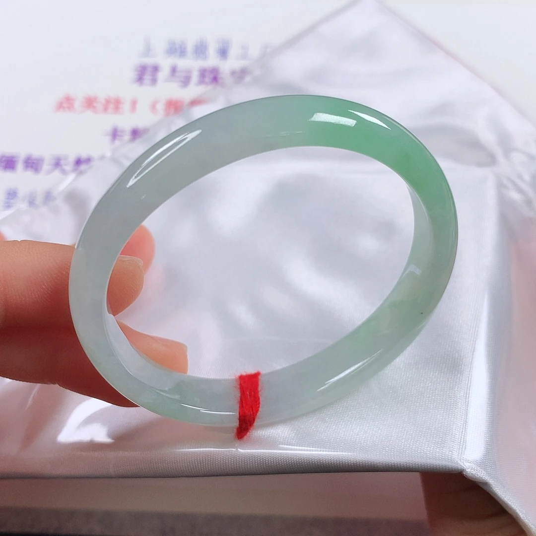 未镶嵌手镯翡翠 贵妃⑨⑥小手福利