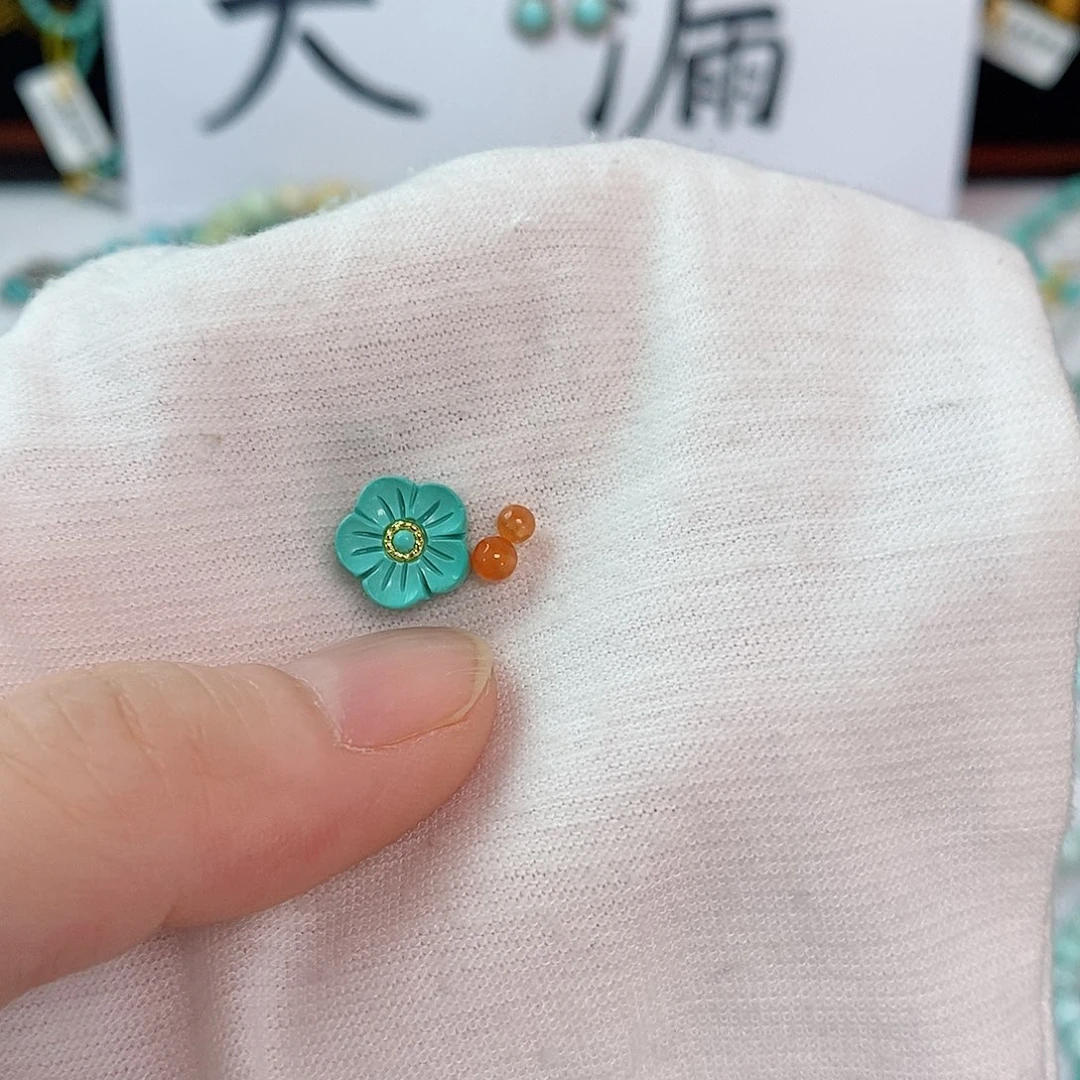 未镶嵌南红玛瑙珠宝奇石