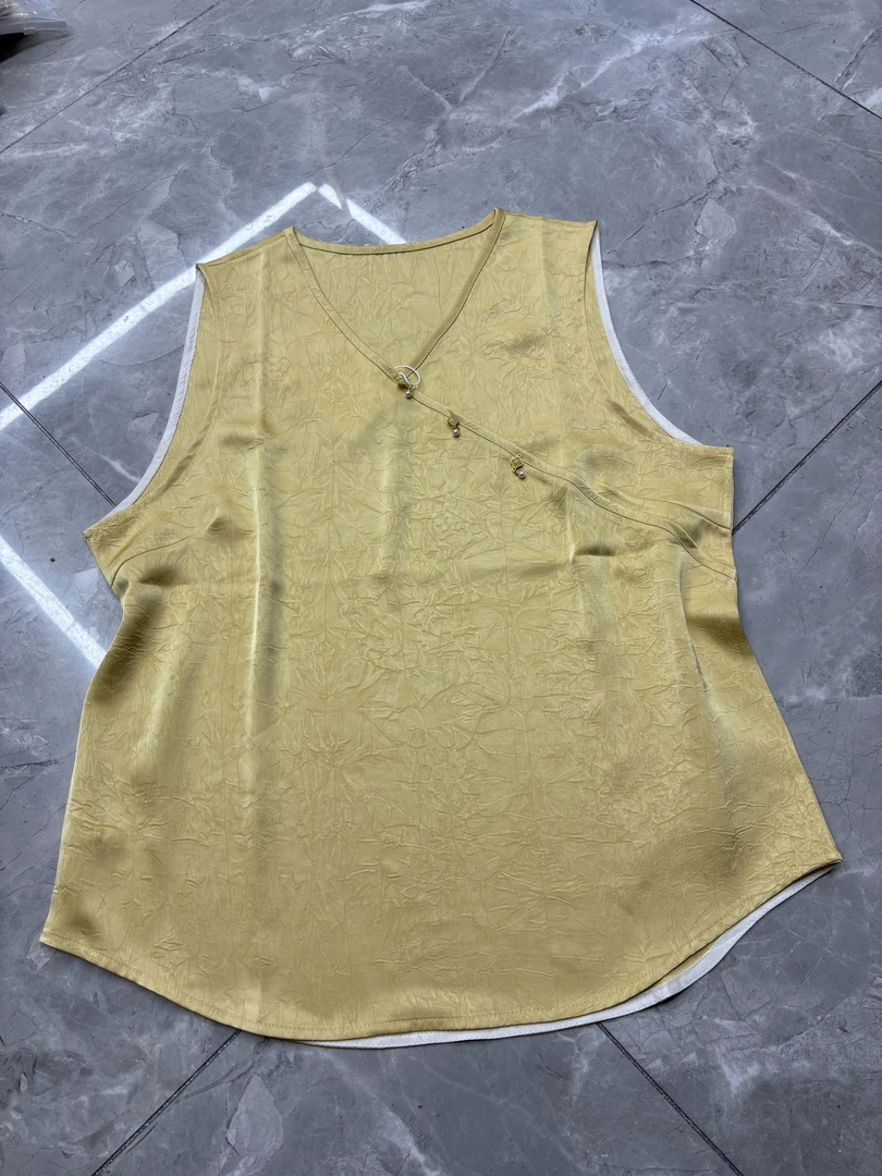 新中式轻奢国风无袖上衣女2025夏季新款背心+短裤显瘦坎肩77081