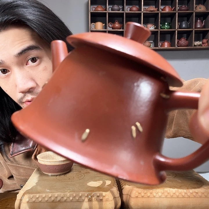 紫砂茶壶a hui de ji he gu ox m