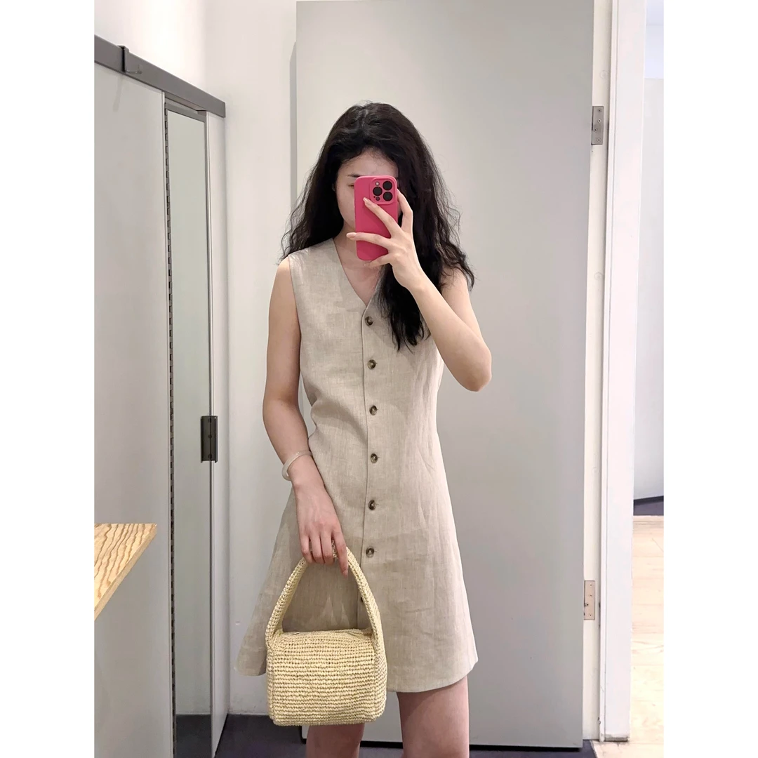 韩系简约无袖背心连衣裙女夏季气质休闲百搭显瘦V领A字裙