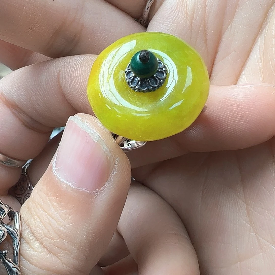 翡翠戒指未镶嵌炸
