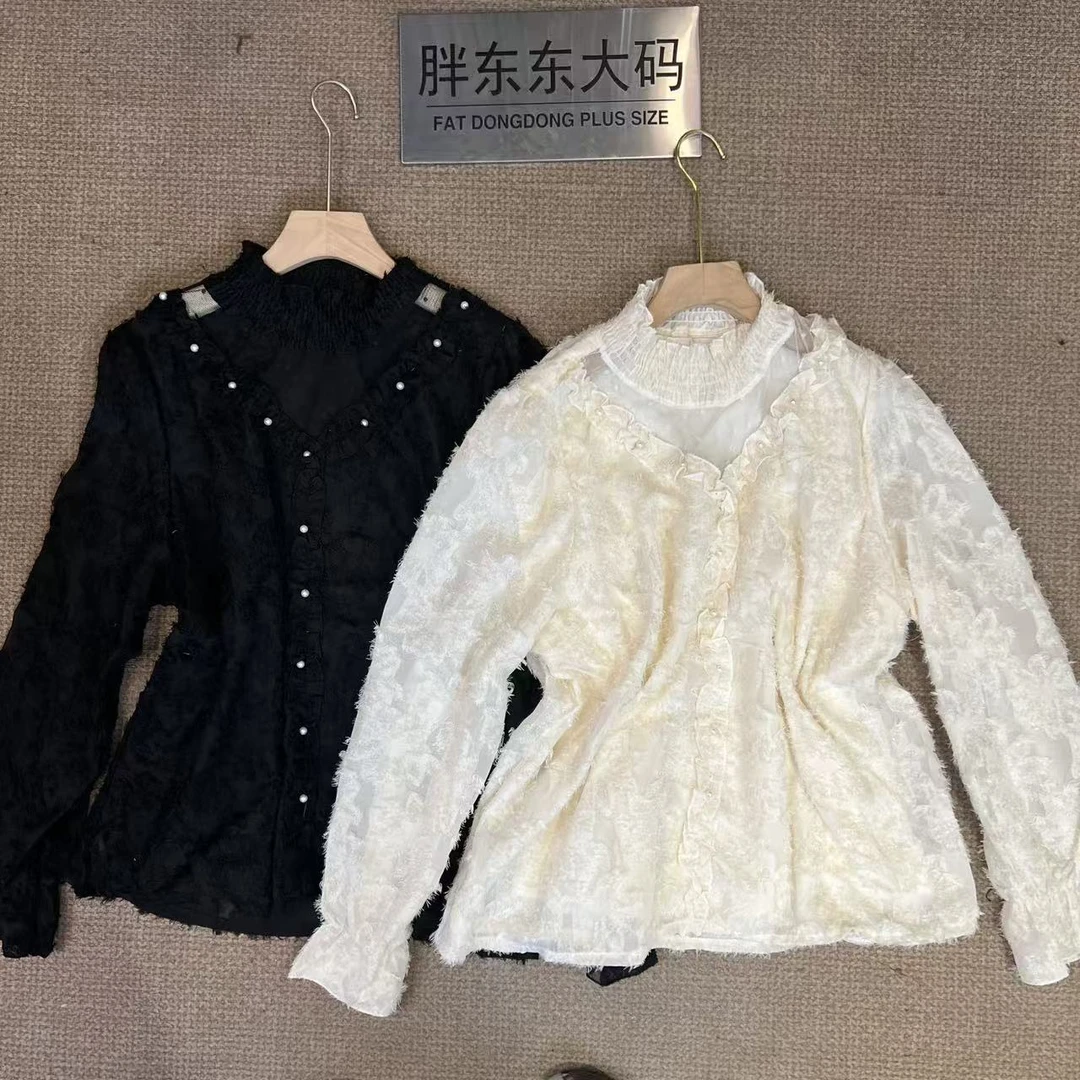 「雾漫白霜」东东家*2213大码新款优雅拼接半高领显瘦蕾丝衫