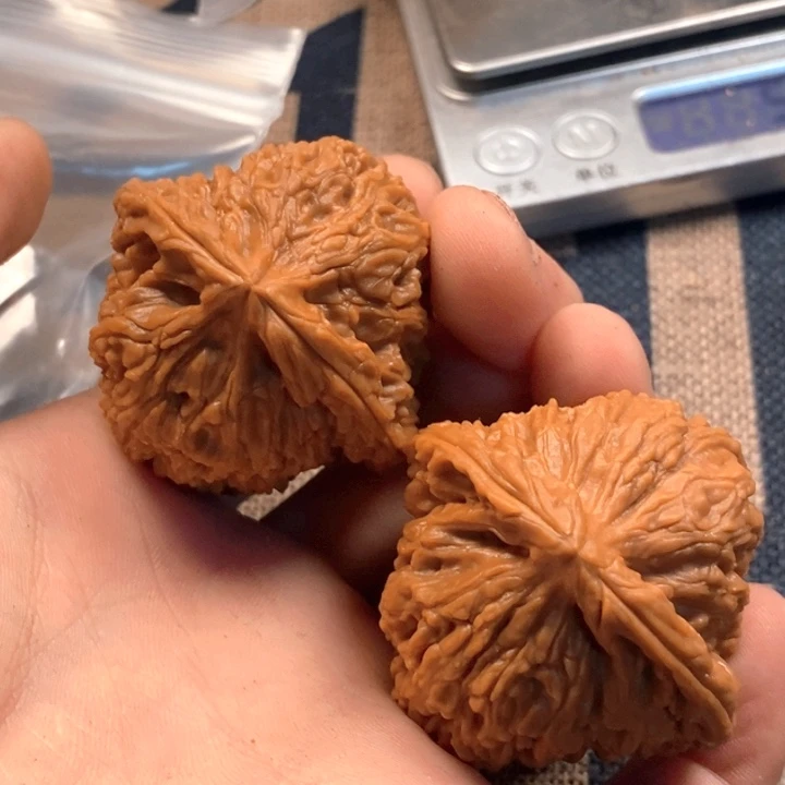 吊坠文玩核桃全品南疆
