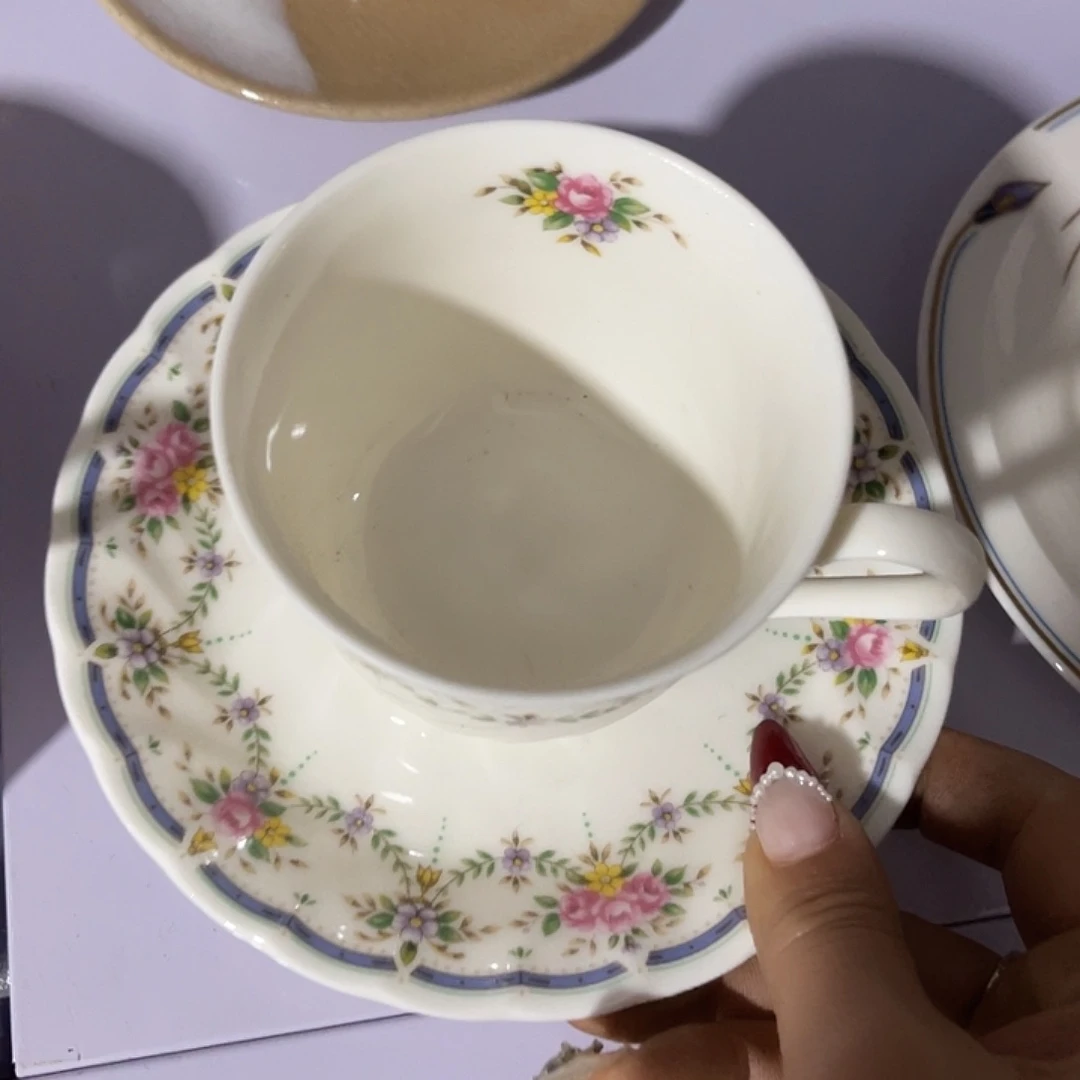 瓷片鸭*羽毛球赛也很不错了的样子我看