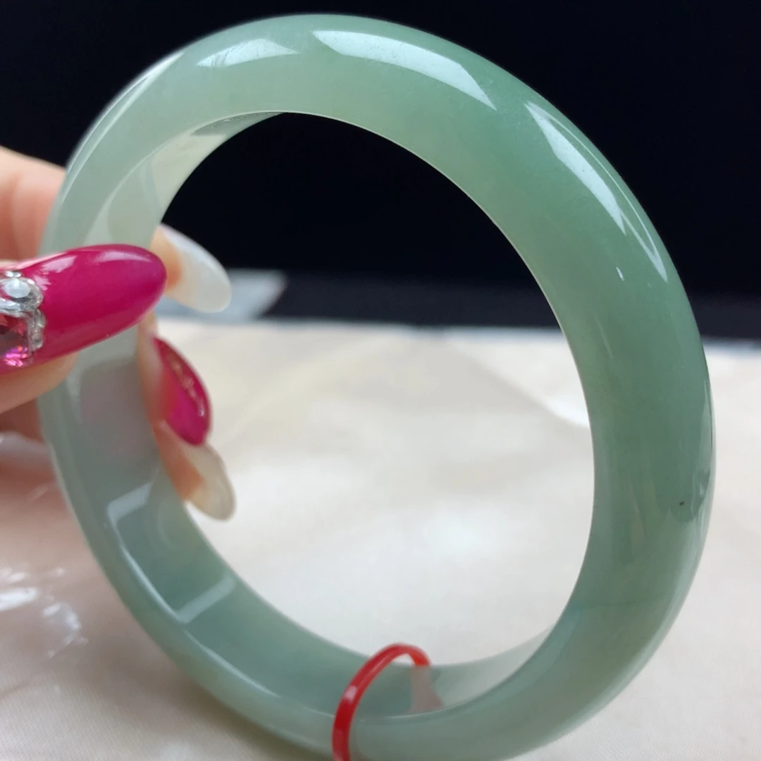 未镶嵌手镯翡翠97018，