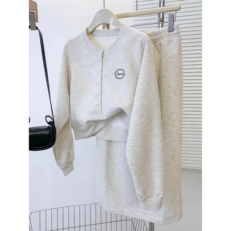 休闲高级感时尚新款套装女秋冬设计感卫衣半身裙两件套小个子穿搭