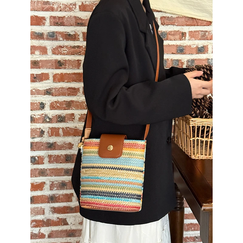 2025新款条纹编织水桶包女夏季海边沙滩包民族风单肩斜挎包百搭
