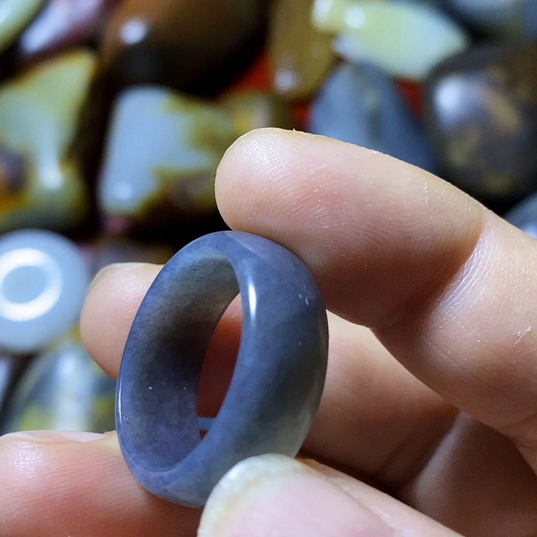 和田玉未镶嵌吊坠(不含链)