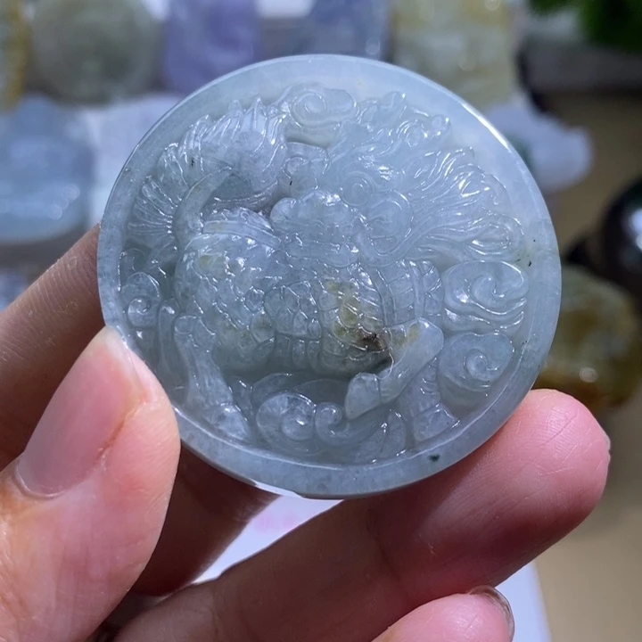 【闪购商品】颈饰未镶嵌翡翠麒麟