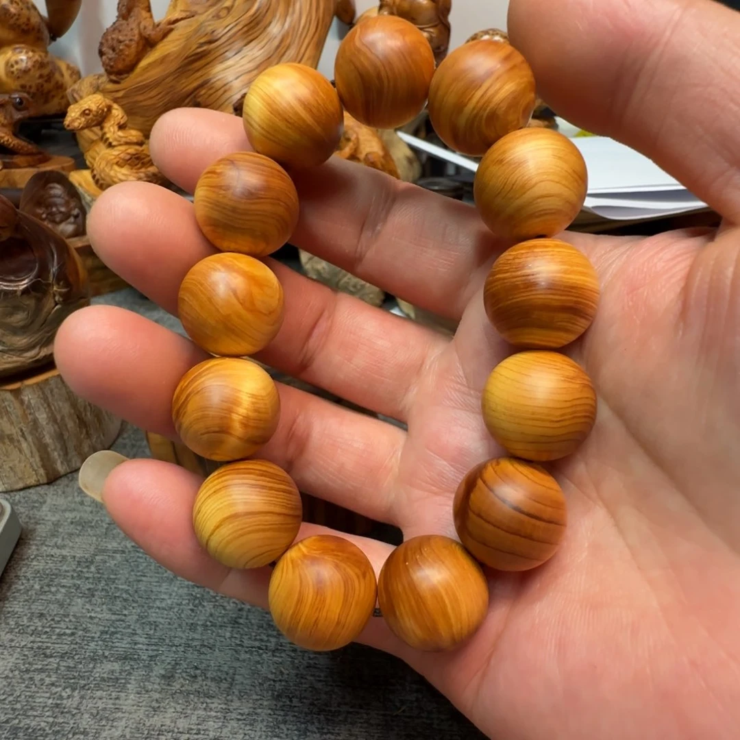 柏木（崖柏）福**柠好的好滴我知道啦你
