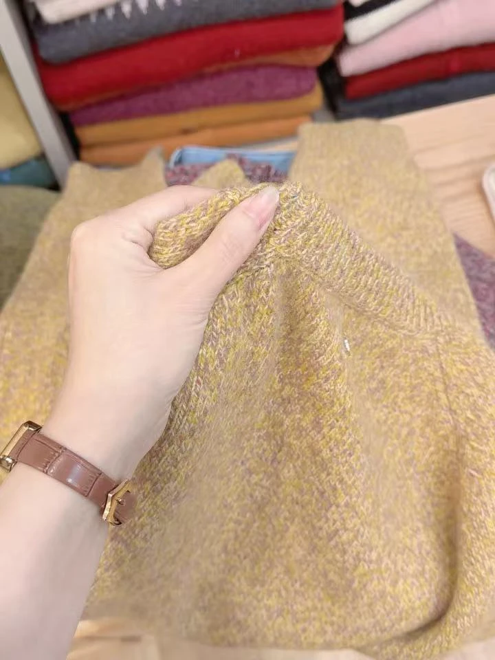 七言家  原单高货！花纱黄插肩云感毛衣-1