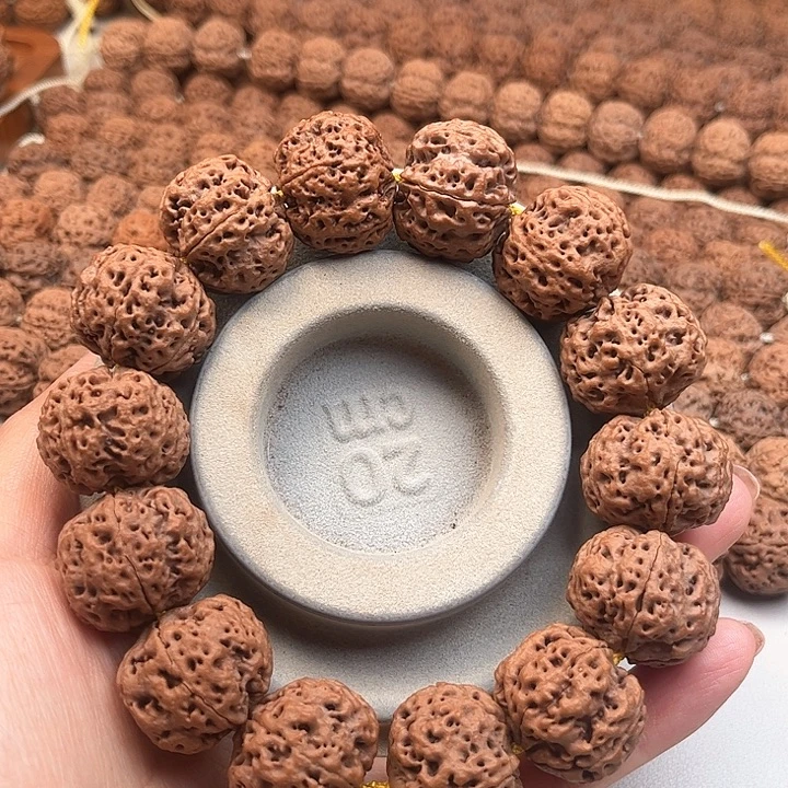 手串金刚菩提爆肉五星蜂王24.8