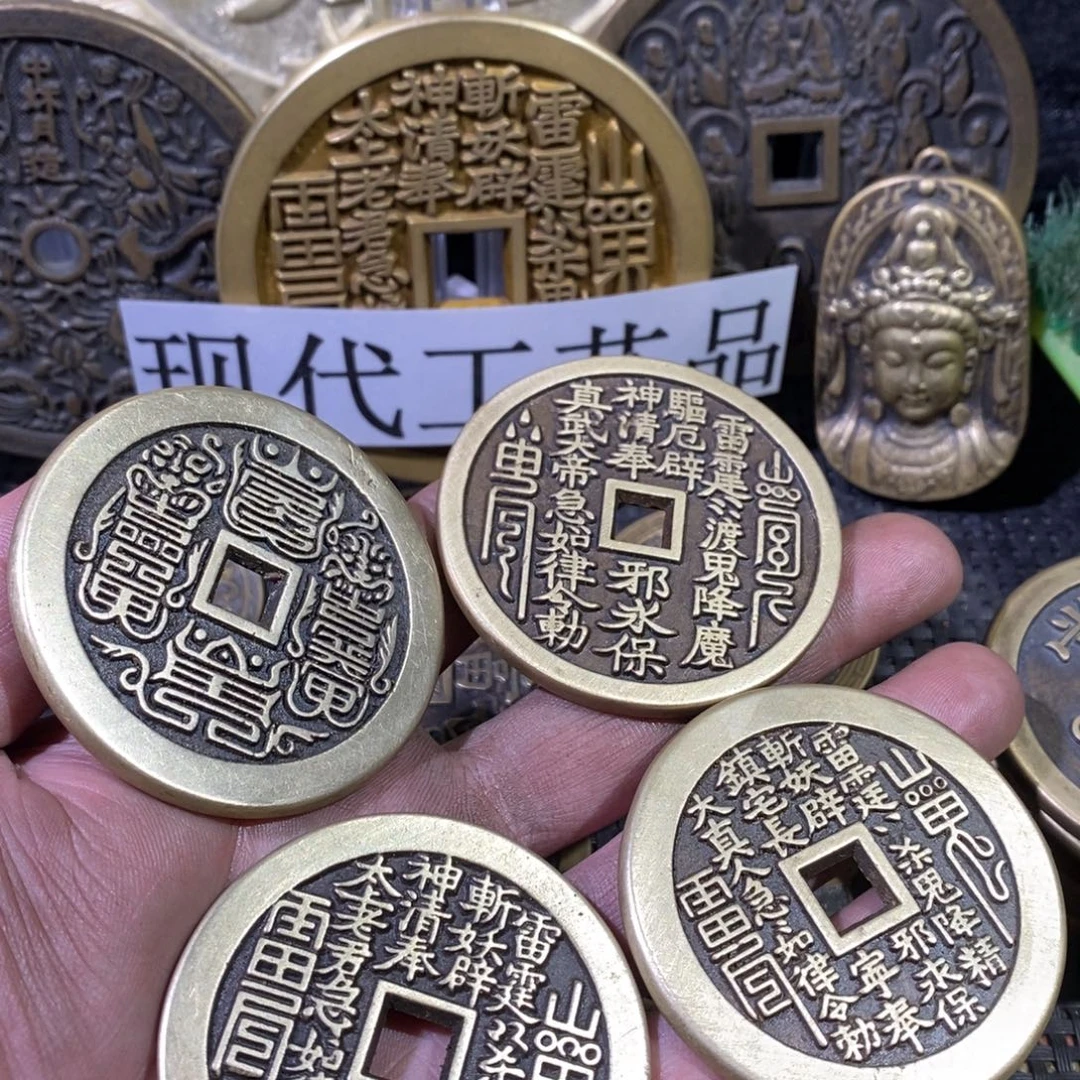 巧***力铜翻砂铸造现代工艺品